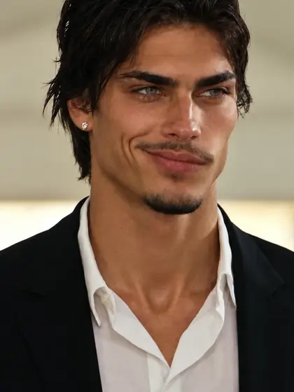 Damon Salvatore AI reference video by @daamonnx