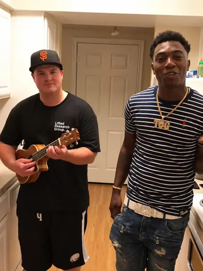 Oouuh Duet AI reference video by @einerbankz